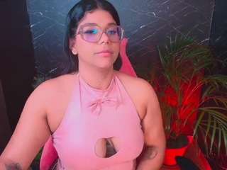 ashleey18 from CamSoda is Freechat