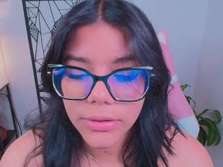 Ashleey18 live webcam show
