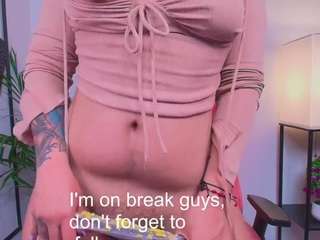 Ashleey18