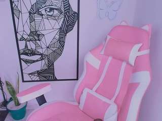 Ashleey18