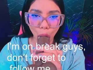 Ashleey18 live cam preview