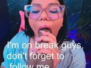 Ashleey18 live cam preview