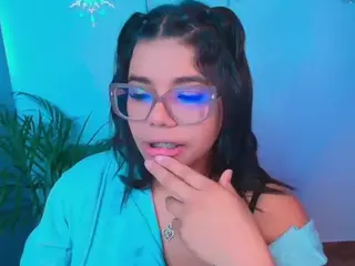 Ashleey18's Live Sex Cam Show