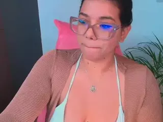 Ashleey18's Live Sex Cam Show