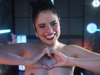 Alessa Goreng live webcam show