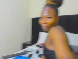 Cutie-bootie live webcam show