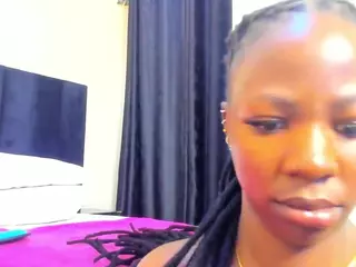 Cutie-bootie's Live Sex Cam Show