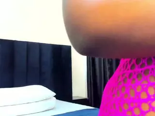 Cutie-bootie's Live Sex Cam Show
