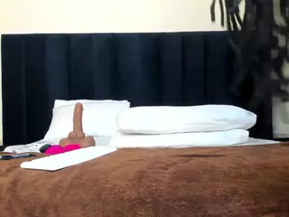 Cutie-bootie's Live Sex Cam Show