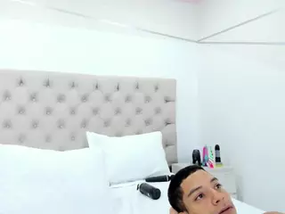 Anderandmartina1's Live Sex Cam Show
