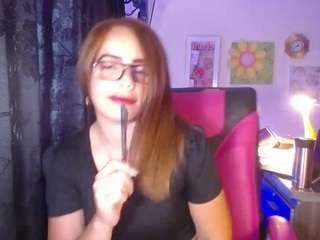danielle-rose's live room