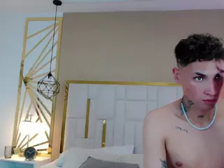 hotteam-dl's Live Sex Cam Show
