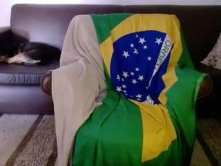 lindabr75's live room