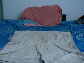le modèle mishukittyy est en webcam porno dans un show sur le site camsoda, il possède les tags suivants: anal,sexy,lesbian,lovense,lush,naked,natural,no drinking,oil,public,pussy,shaved-pussy,hot,smoke,smoking,squirter,tanlines,tattoos,tease,tight