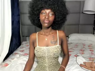 suhailasuu's Live Sex Cam Show