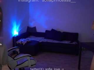 uniquesofiia's CamSoda show and profile