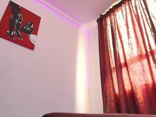 April-bowie live webcam show