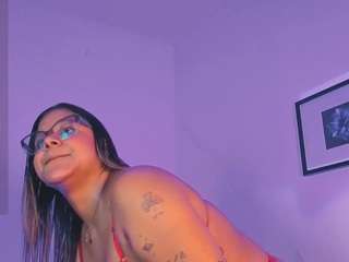 chelseea-bluey live webcam show