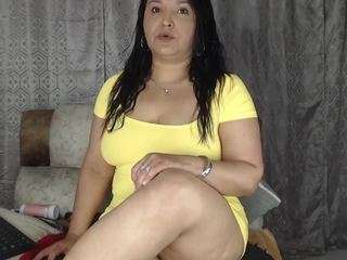 Danna-Paolaa1 live cam preview