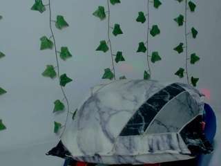 miaa-garcia Live Webcam on CamSoda