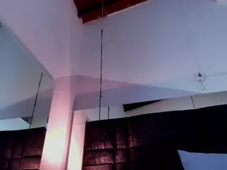 Mia Garcia's Live Sex Cam Show