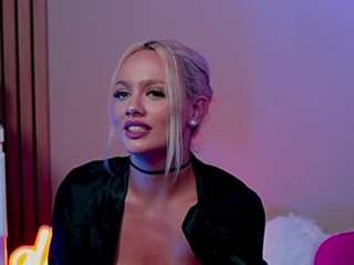 SabrinaJade