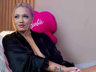 SabrinaJade