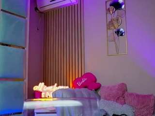 sabrinajade Live Webcam on CamSoda