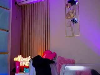 sabrinajade Live Webcam on CamSoda