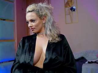 SabrinaJade