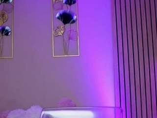 sabrinajade Live Webcam on CamSoda