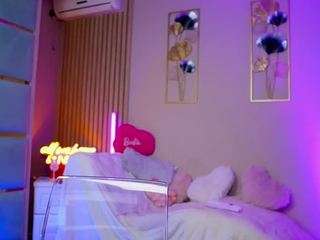 sabrinajade Live Webcam on CamSoda