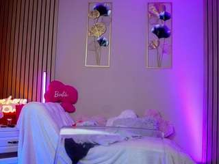 sabrinajade Live Webcam on CamSoda