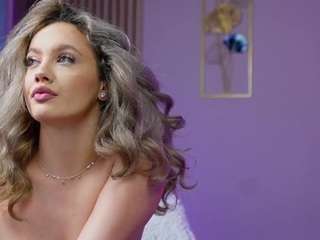 Live webcam model sabrinajade on Soda Cams