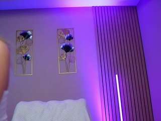 Live webcam model sabrinajade on Soda Cams