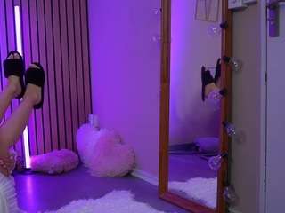 sabrinajade Live Webcam on CamSoda