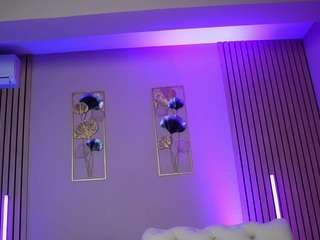 sabrinajade Live Webcam on CamSoda