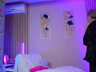 sabrinajade Live Webcam on CamSoda