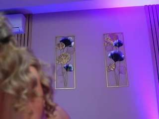 sabrinajade Live Webcam on CamSoda