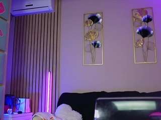 SabrinaJade live webcam show