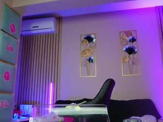 sabrinajade Live Webcam on CamSoda