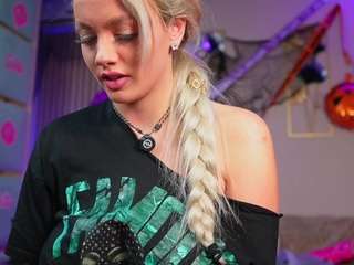 SabrinaJade