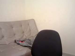abrilhotty