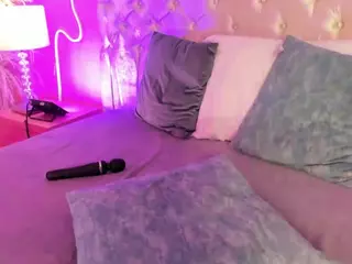 Ely-Maldox's Live Sex Cam Show