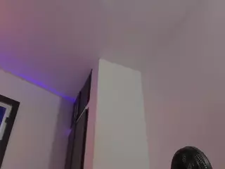 Khaleesi-Laylee's Live Sex Cam Show