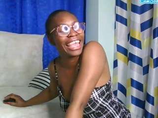 lovemaya4 webcam