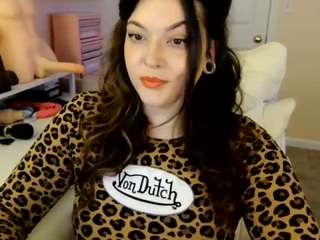 Liz White 333