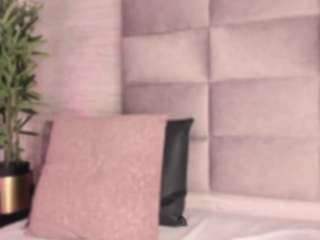 mia-crawford webcam
