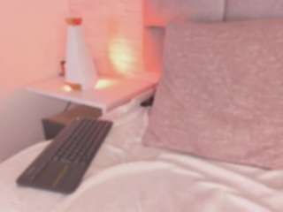 mia-crawford Live Webcam on CamSoda