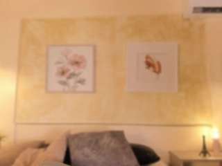mia-crawford webcam